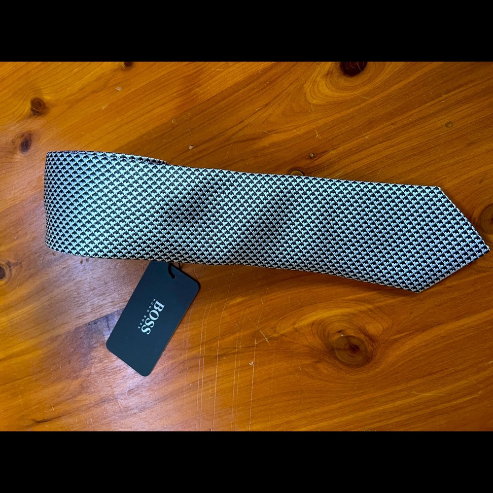 Boss skinny tie
